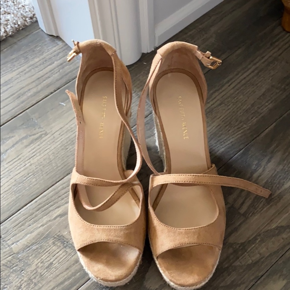 Sans fifth avenue wedges